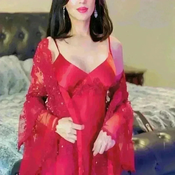 Burgundy Lace and Satin Slip Dress and Robe - Picture 4 of 5